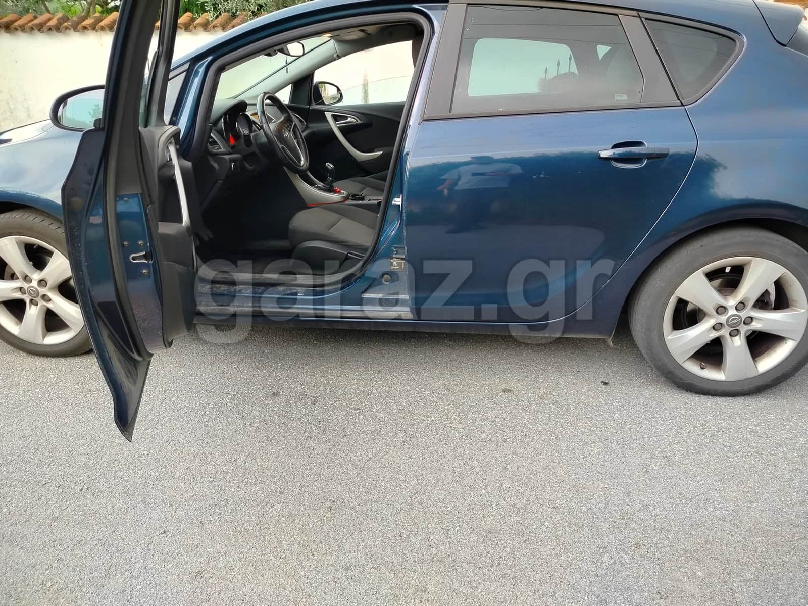 2011 Opel Astra