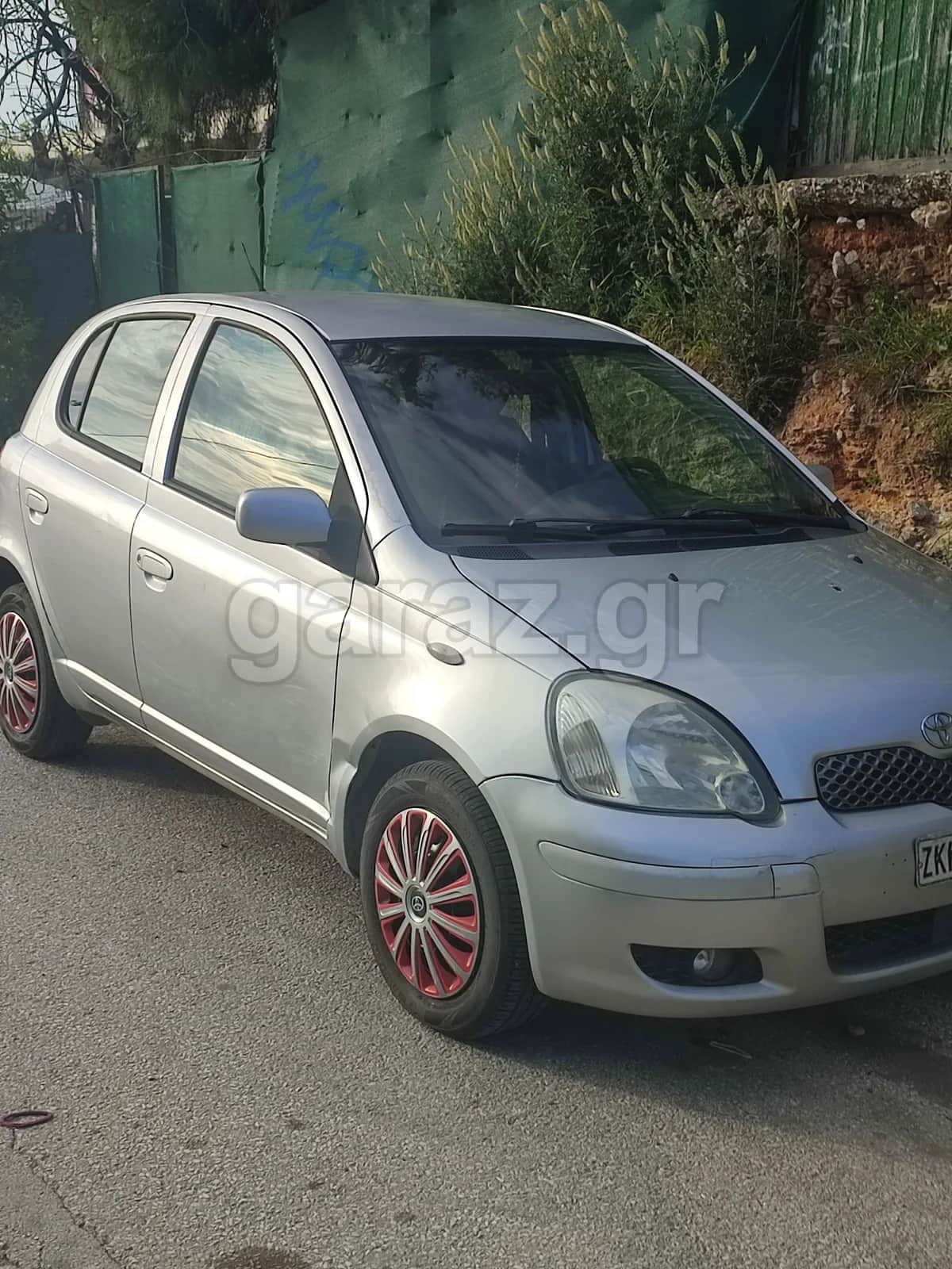 2002 Toyota Yaris