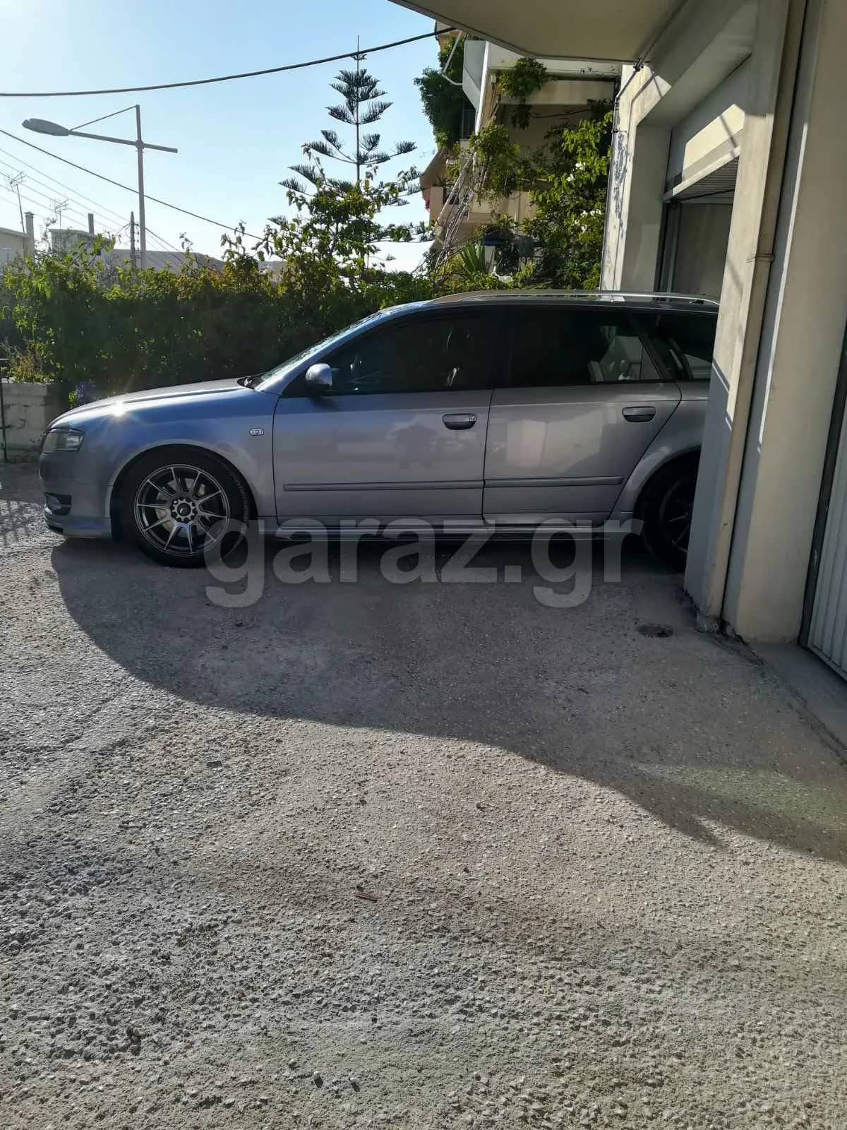 Audi A4 Avant — 1/8