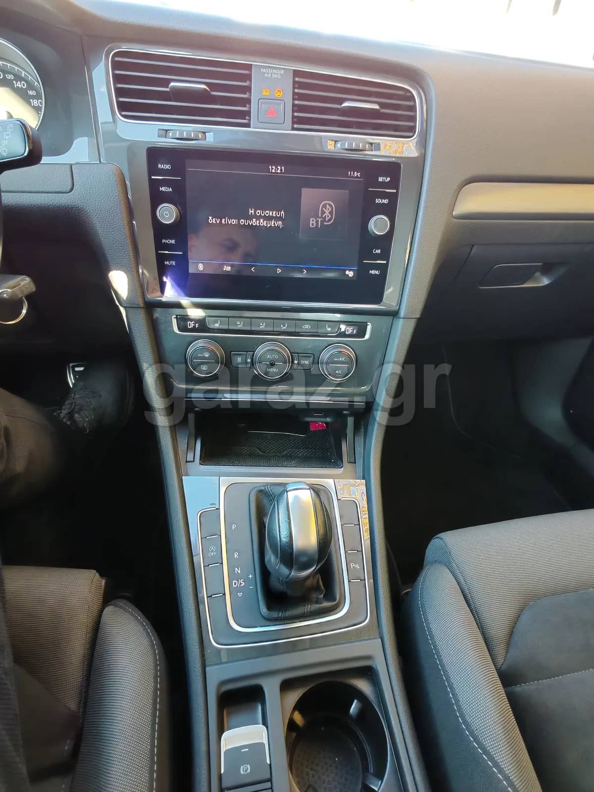 Volkswagen Golf — 1/10