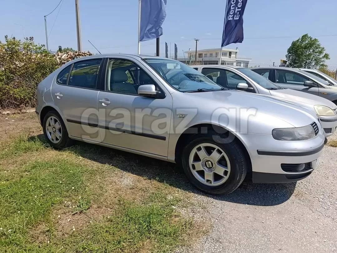 Seat Leon — 1/3