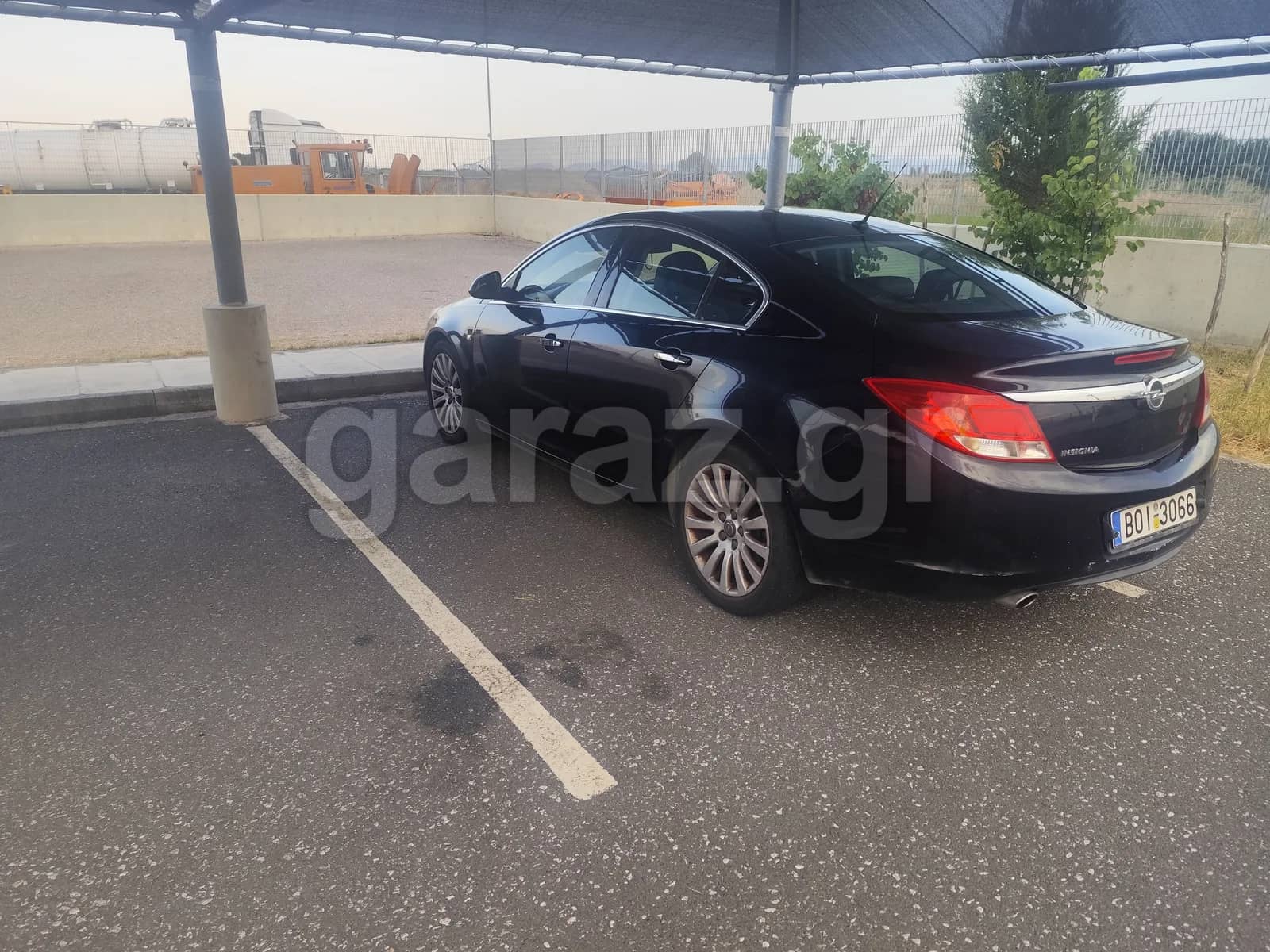 Opel Insignia 1.8 Cosmo — 1/9