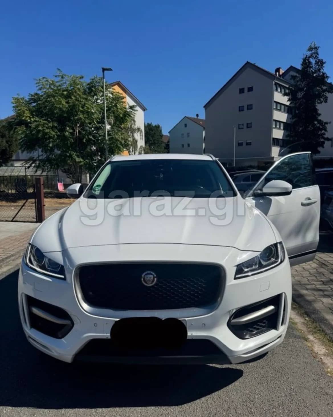 Jaguar F-Pace — 1/11
