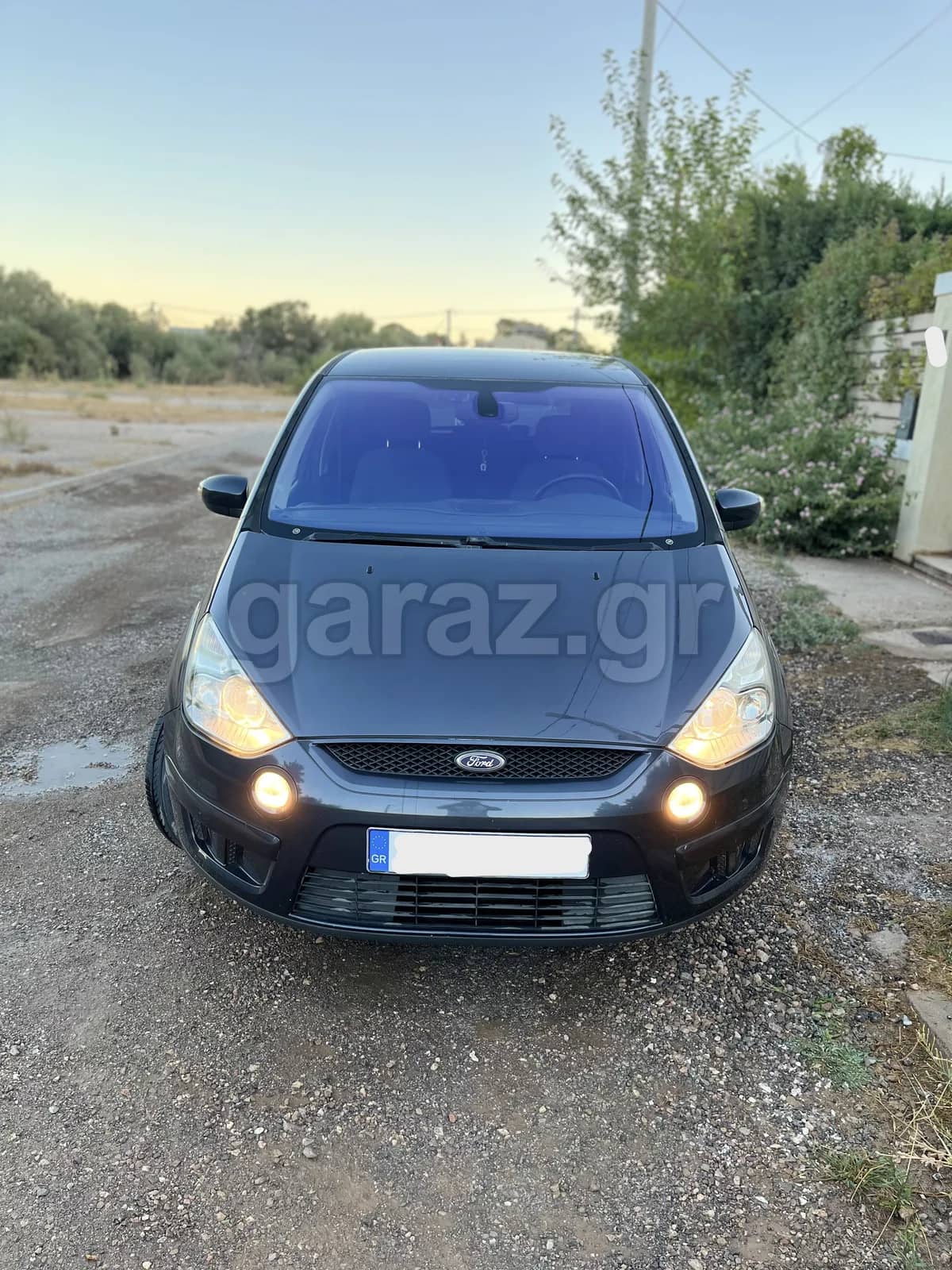 Ford S-Max — 1/12