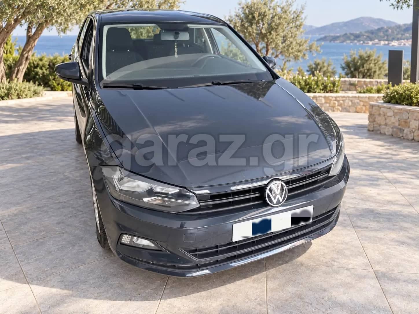 Volkswagen Polo — 1/9