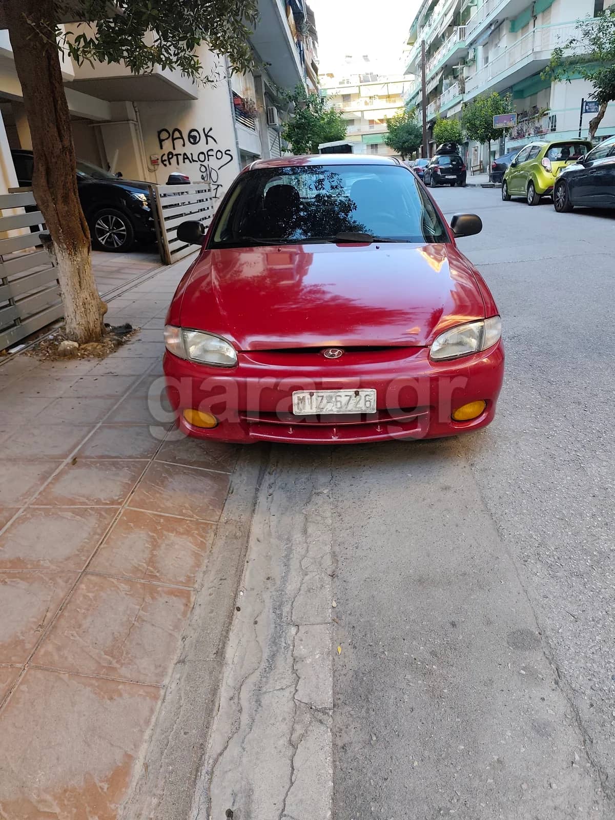 Hyundai Accent — 1/8