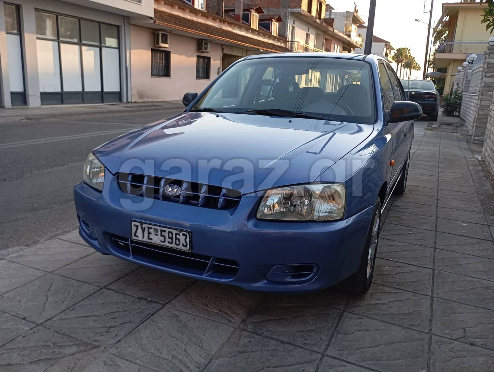 Hyundai Accent — 1/7