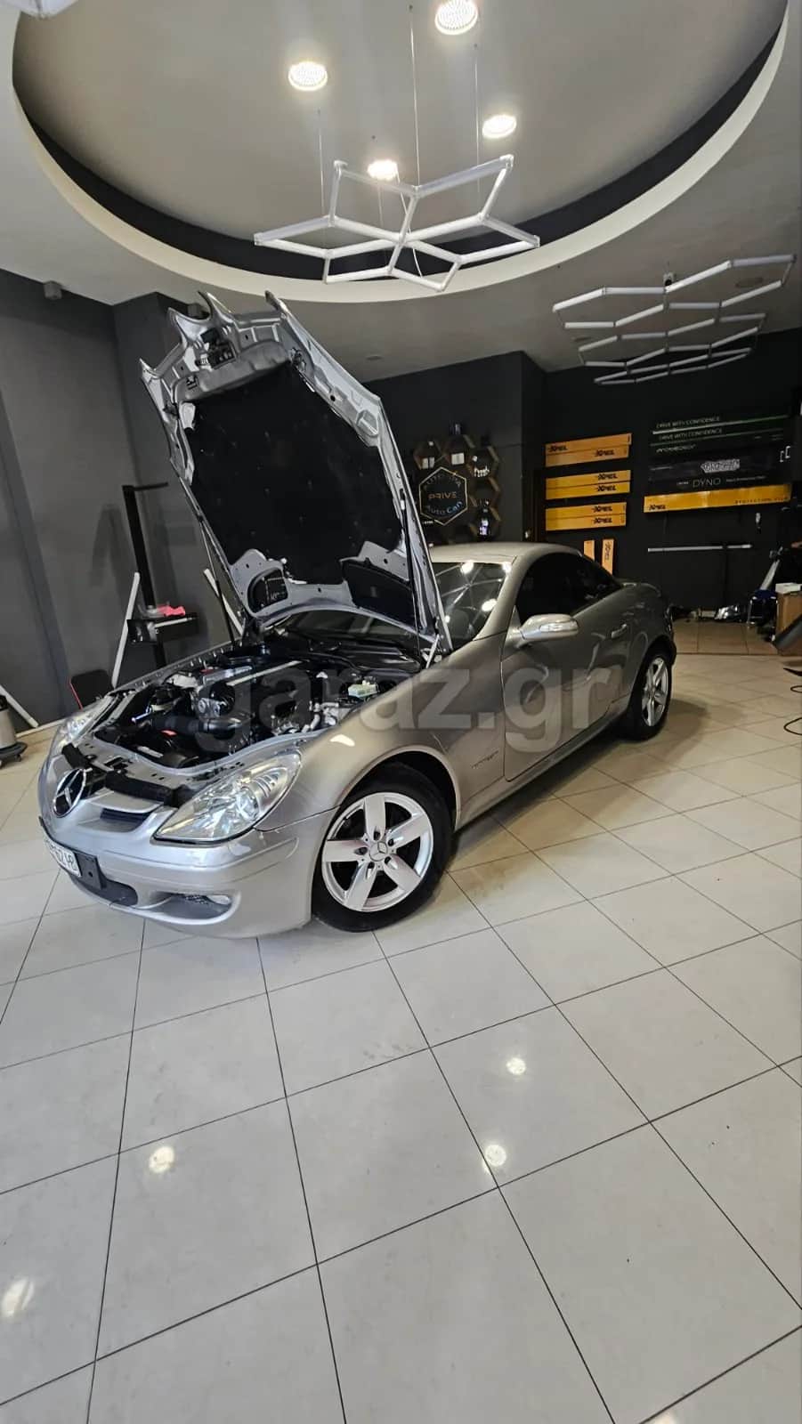 2004 Mercedes-Benz SLK 200